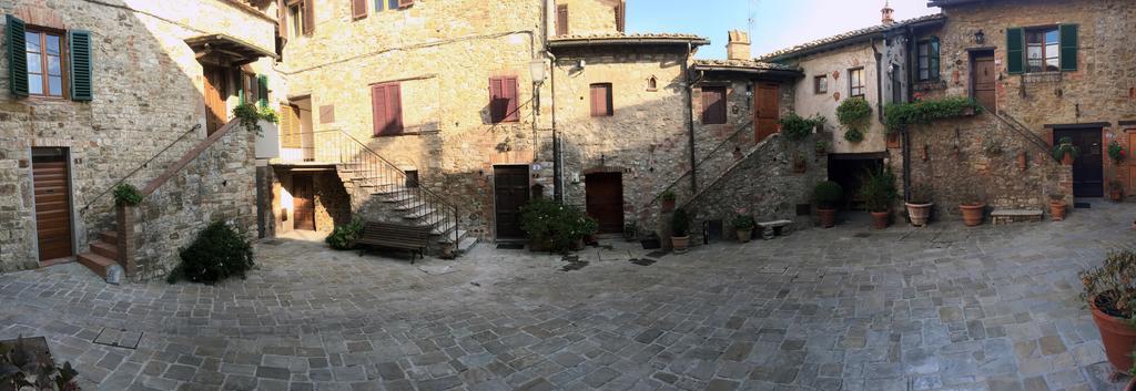 Apartamento Borgo San Gusmè Exterior foto